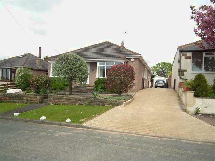 3 Bedroom Bungalow To Rent In Belmont Grove, Rawdon, Leeds, LS19