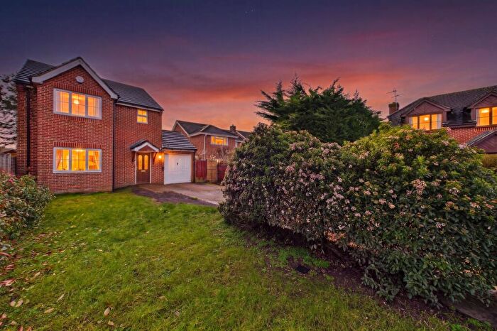 3 Bedroom Detached House For Sale In Arne Close, Reading Road, Winnersh, Wokingham, RG41