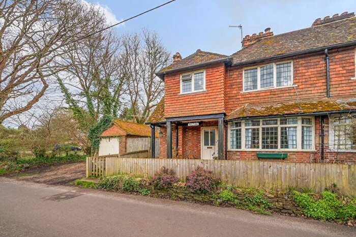 3 Bedroom Semi-Detached House To Rent In Westbrook Hill, Surrey, GU8