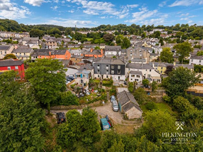 5 Bedroom Terraced House For Sale In Newbridge Hill, Gunnislake, Cornwall, PL18