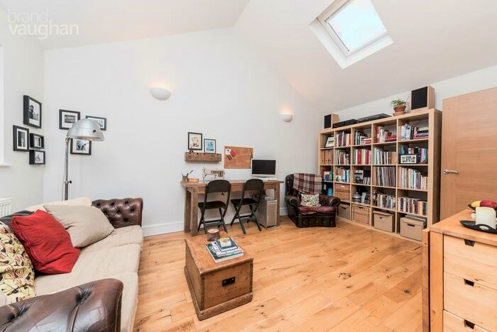 1 Bedroom Apartment To Rent In Lowther Road, Brighton, East Sussex, BN1