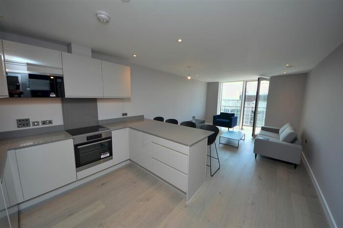 2 Bedroom Flat To Rent In Barking, Cambridge Road, Barking, IG11