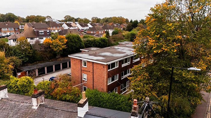 2 Bedroom Flat For Sale In Wentworth Court, Lichfield Road, Four Oaks, B74