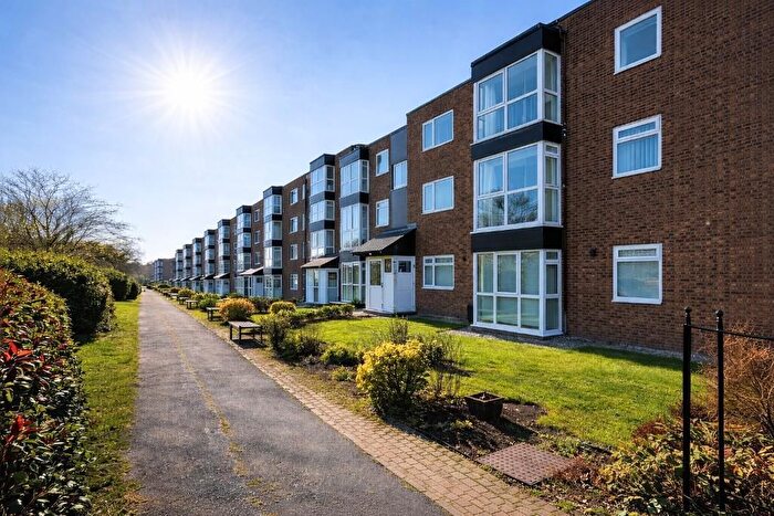 1 Bedroom Flat For Sale In Daisyfield Court, Bury, Lancashire, BL8