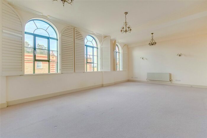 2 Bedroom Flat To Rent In Brasenose Drive, Harrods Village, Barnes, London, SW13