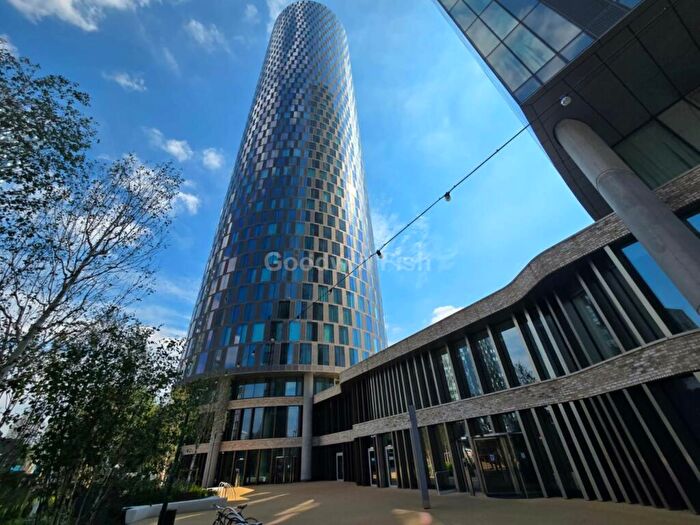 3 Bedroom Apartment To Rent In Thr, Silvercroft Street, Manchester, EE60