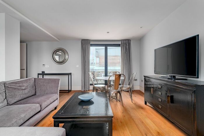 2 Bedroom Flat To Rent In Wardour Street, London, W1F