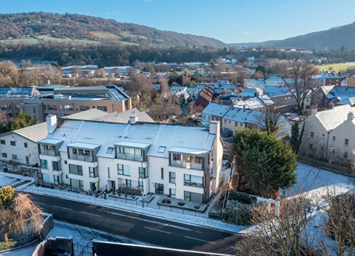 2 Bedroom Flat For Sale In Dixton Road, Monmouth, NP25