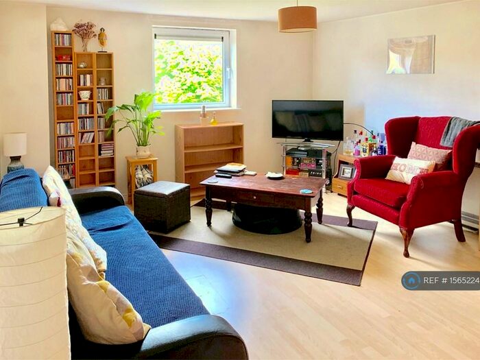 1 Bedroom Flat To Rent In Greenfell Mansions, London, SE8