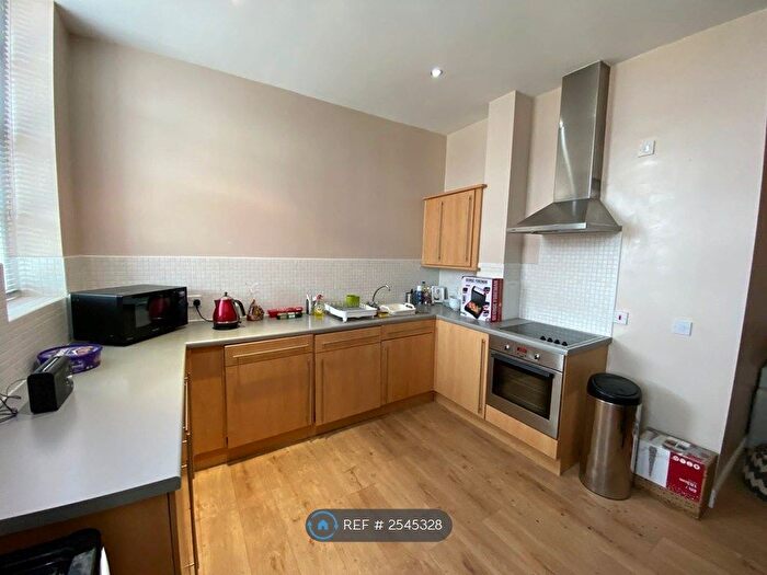 2 Bedroom Flat To Rent In Nightingale House, Nottingham, NG3