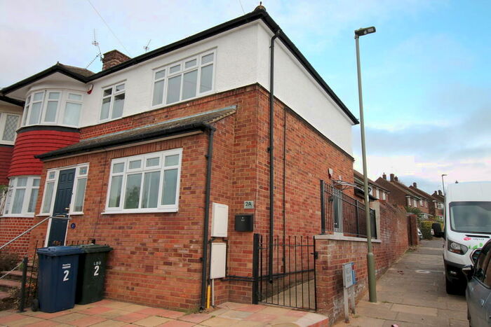 2 Bedroom Semi-Detached House To Rent In Langford Road, Cockfosters, EN4