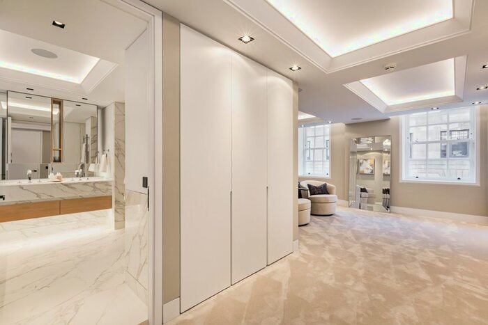 3 Bedroom Flat For Sale In Bolsover Street, Fitzrovia, W1W
