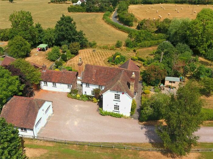 4 Bedroom Detached House For Sale In Moorgate Road, Stoke Prior, Bromsgrove, B60