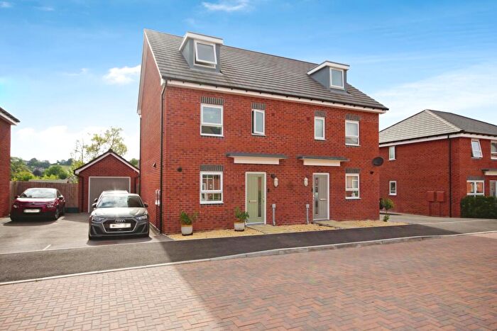 4 Bedroom Semi-Detached House For Sale In Poskett Way, Wotton-Under-Edge, Gloucestershire, GL12