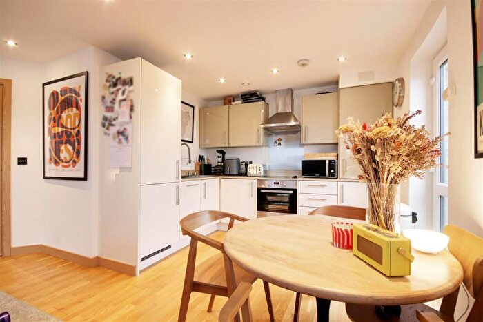 1 Bedroom Flat To Rent In Smeaton Court, Hertford, SG13