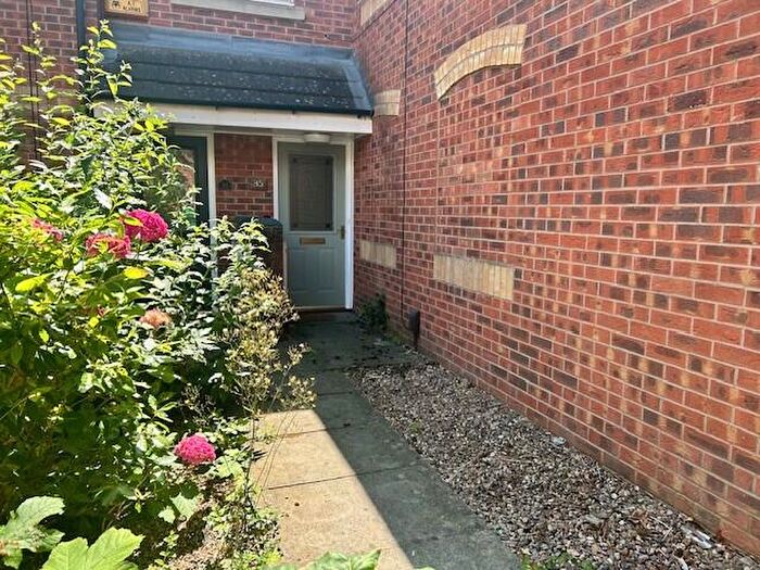 2 Bedroom Flat To Rent In Cirrus Drive, Nottingham, Watnall, NG16