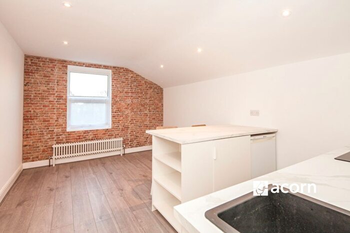 1 Bedroom Flat To Rent In Peak Hill, London, SE26