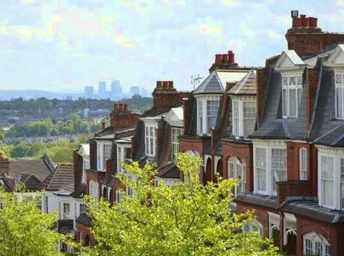 2 Bedroom Apartment To Rent In Hillfield Park, Muswell Hill, N10