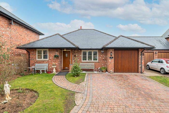 3 Bedroom Detached Bungalow For Sale In Deenethorpe, Northants, NN17