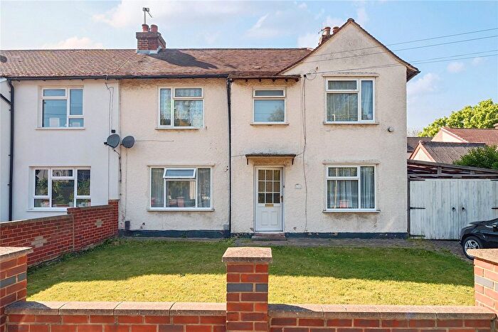 3 Bedroom Semi Detached House For Sale In Bridge Road, Orpington, BR5