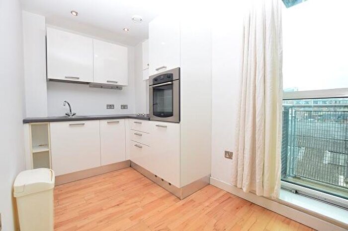 Apartment To Rent In Jet Centro, St Marys Road, Sheffield, S2