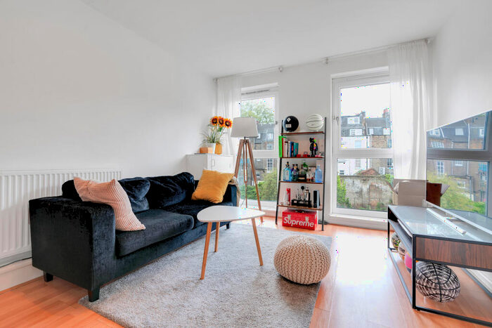 1 Bedroom Apartment To Rent In Elia Street, Islington, London, N1