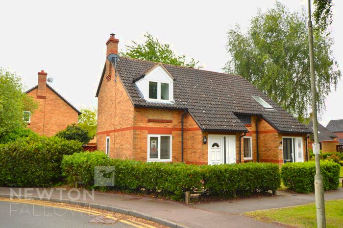 2 Bedroom Semi-Detached House To Rent In St. Annes Close, Oakham, LE15