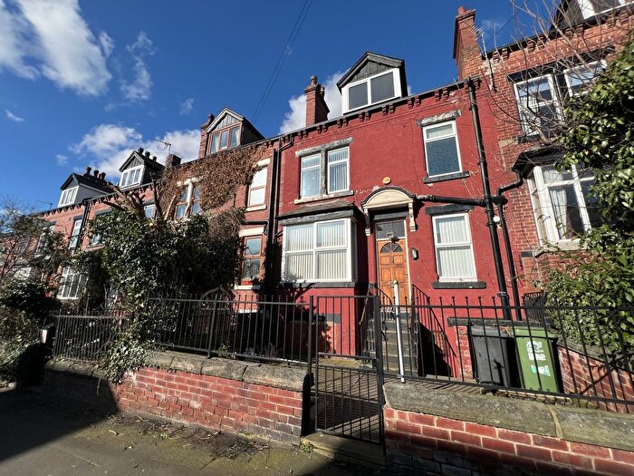 2 Bedroom Terraced House To Rent In Ashton Grove, Leeds, West Yorkshire, LS8