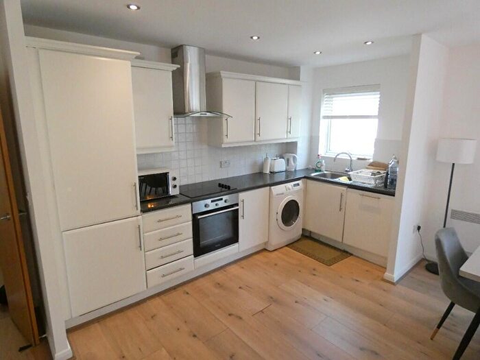 2 Bedroom Apartment To Rent In Candlelight Court, Romford Road, Stratford, E15