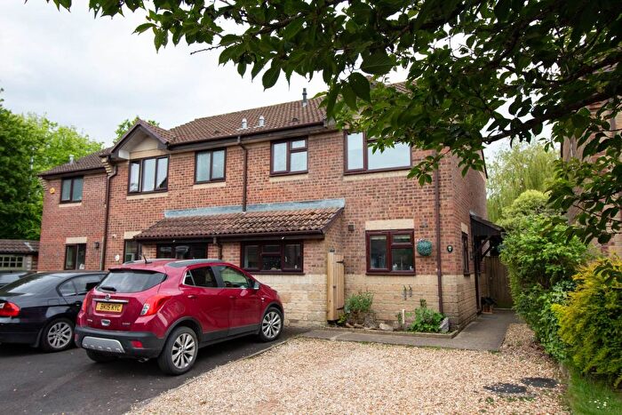 3 Bedroom Property For Sale In Masons Way, Frome, BA11