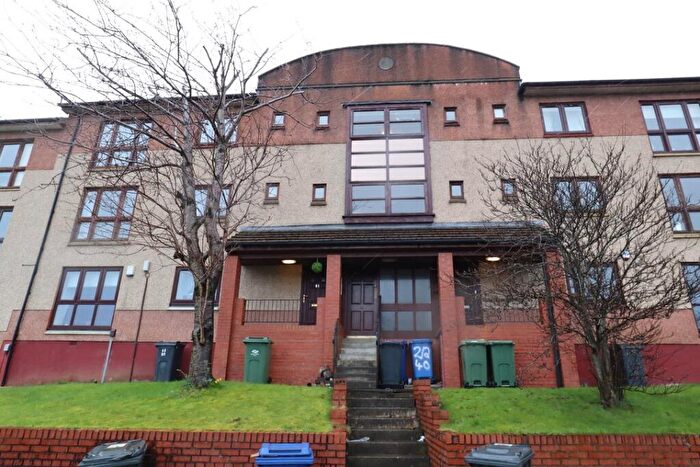 2 Bedroom Flat To Rent In Moorfoot Avenue, Paisley, Renfrewshire, PA2