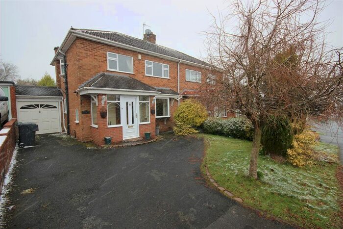 3 Bedroom Detached House To Rent In Waverley Crescent, Romsley, West Midlands, B62