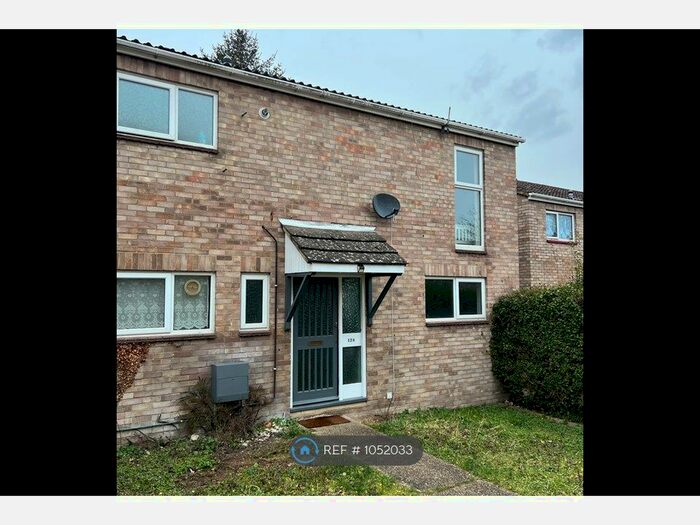 3 Bedroom Semi-Detached House To Rent In St. Martins Way, Thetford, IP24