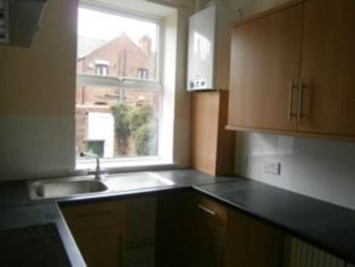 2 Bedroom Terraced House To Rent In Abbott Street, Hexthorpe, DN4