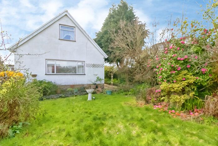 3 Bedroom Detached House For Sale In Wolfe Close, Cowbridge, CF71