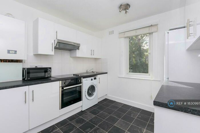 1 Bedroom Flat To Rent In Kitchener Road, London, E17
