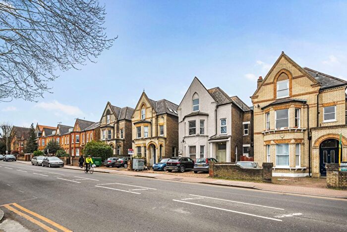 1 Bedroom Flat To Rent In Bedford Hill, Balham, London, SW12