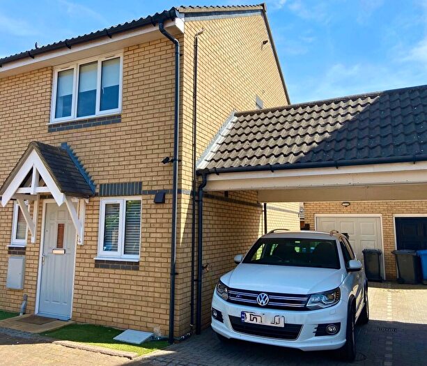 2 Bedroom Semi Detached House To Rent In Chaser Close, Ravenswood, Ipswich, IP3