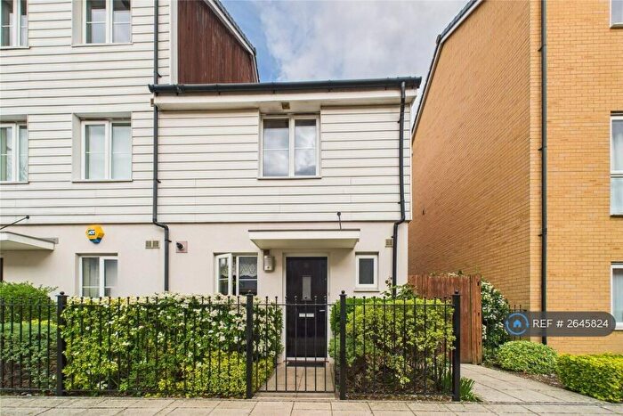 2 Bedroom End Of Terrace House To Rent In Havergate Way, Reading, RG2