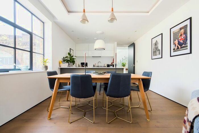 2 Bedroom Flat To Rent In Webber Street, Borough, SE1