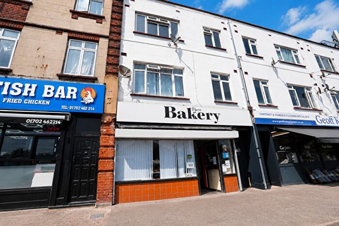 2 Bedroom Flat To Rent In Woodgrange Drive, Southend-On-Sea, SS1
