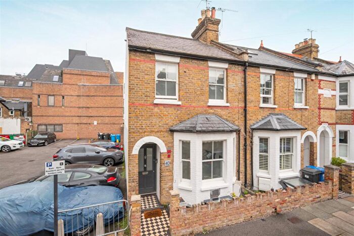 5 Bedroom End Of Terrace House To Rent In Albany Road, Windsor, SL4