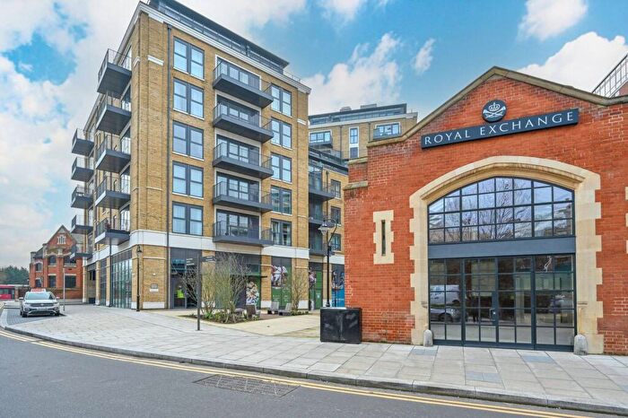 2 Bedroom Flat For Sale In Brook Street, Kingston, KT1