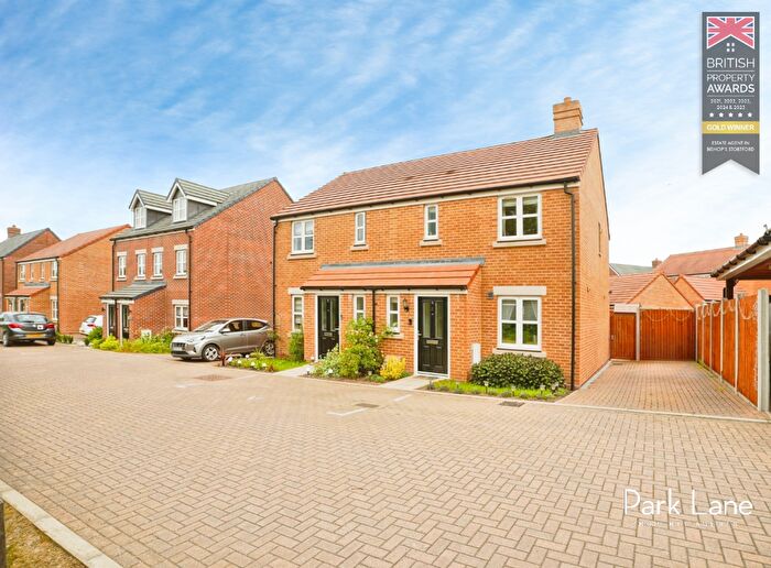 3 Bedroom Semi-Detached House For Sale In Pinfield Crescent, Bishops Stortford, CM23