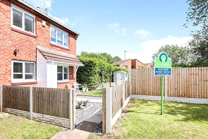 1 Bedroom Semi Detached House For Sale In Melrose Drive, Perton Wolverhampton, Staffordshire, WV6