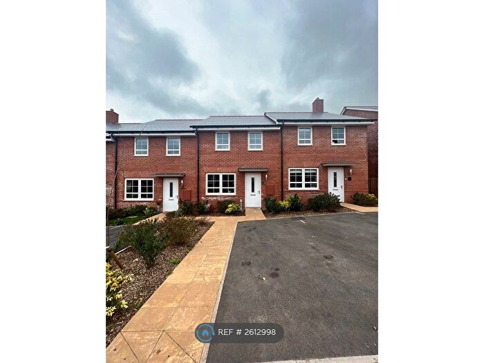 3 Bedroom Terraced House To Rent In Loveridge Drive, Alphington, Exeter, EX2