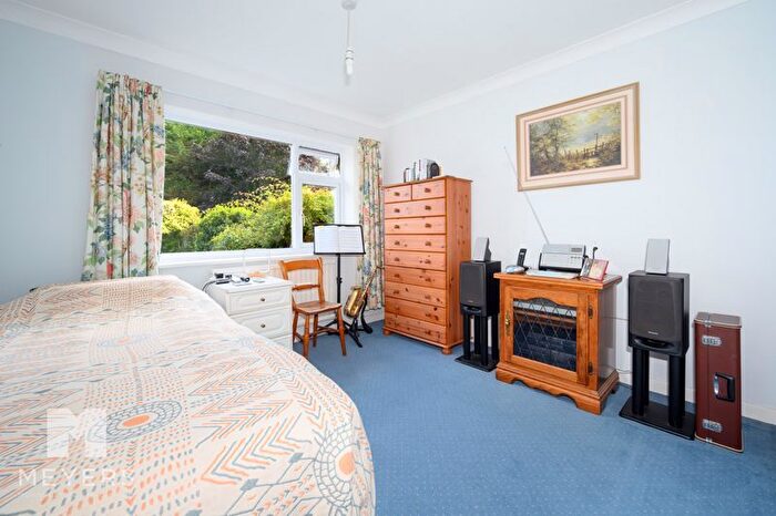 5 Bedroom Bungalow For Sale In Craigside Road, St. Leonards, Ringwood, BH24
