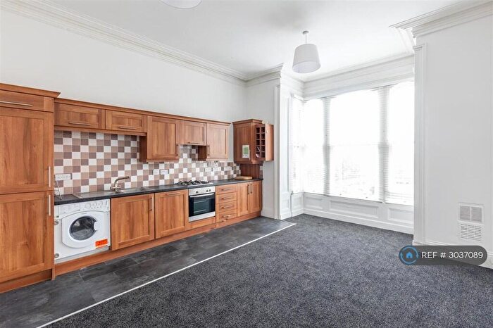 2 Bedroom Flat To Rent In The Oaks, Sunderland, SR2