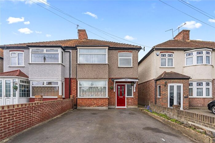 3 Bedroom Semi Detached House For Sale In Whitton Dene, Isleworth, TW7