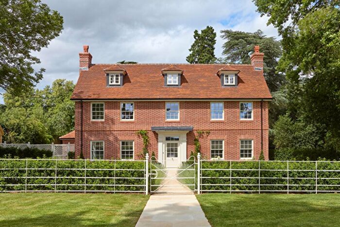 6 Bedroom Detached House For Sale In Cherry Garden Lane, Maidenhead, SL6